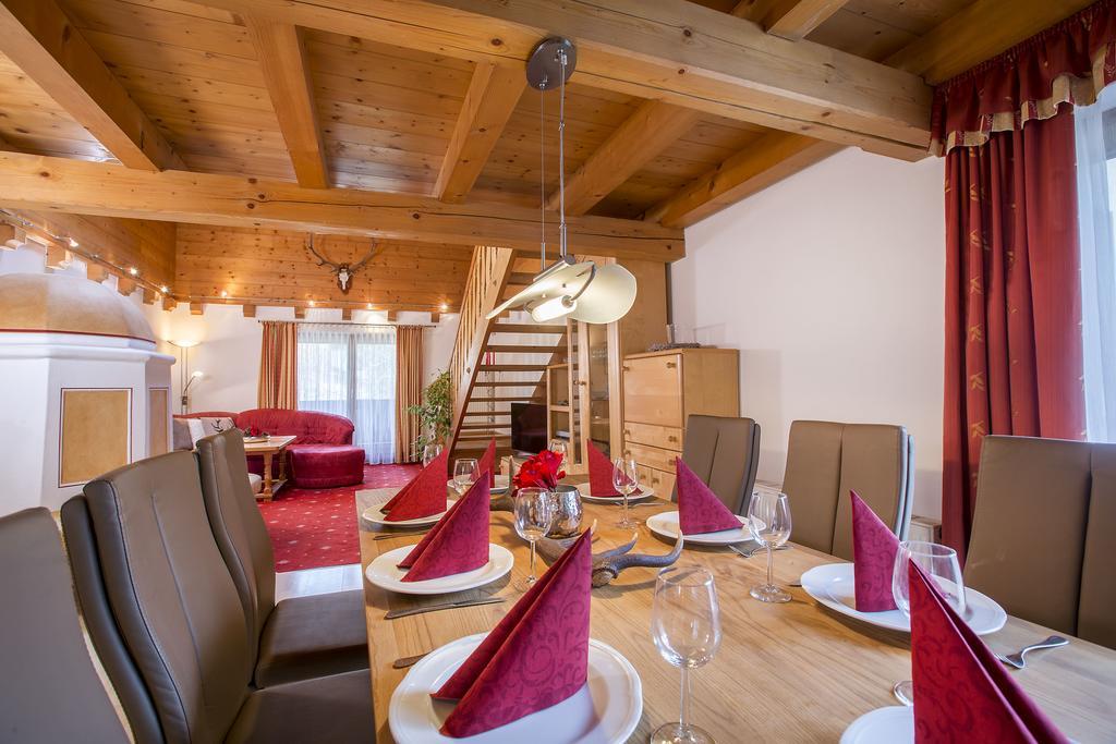 Landhaus Zirmhof Σάαλμπαχ-Χίντεργκλεμ Δωμάτιο φωτογραφία
